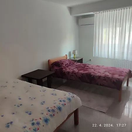 Apartman Numero Uno شقة *