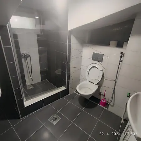 Apartman Numero Uno *